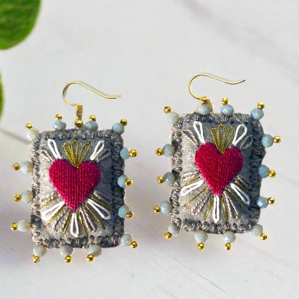 Beautiful Embroidered Sacred Heard Earrings Scapulary Milagro Style - Gray